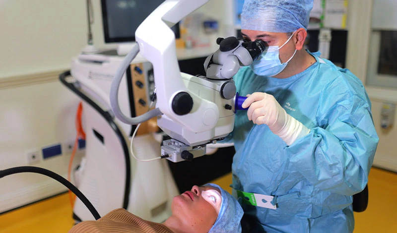 How long does the ICL procedure take?