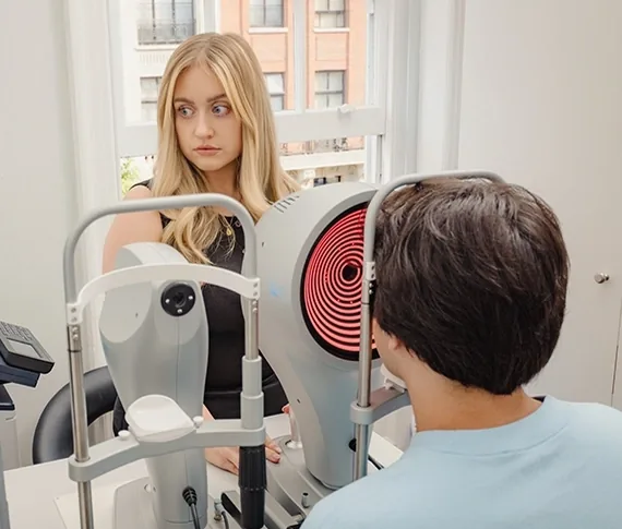 Ocular surface assessment at Eye Clinic London