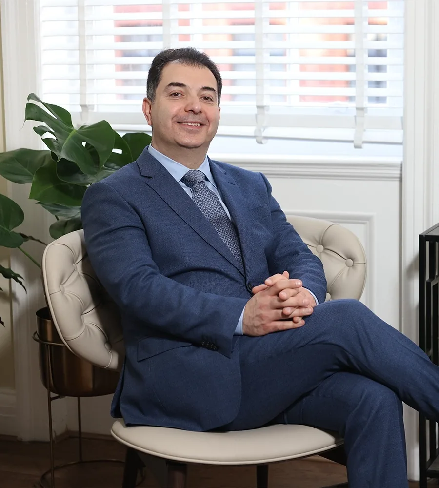 Mr Samer Hamada, Consultant Ophthalmic Surgeon