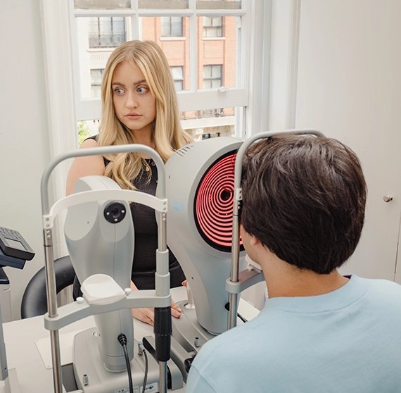 Eyelid lesion assessment at Eye Clinic London